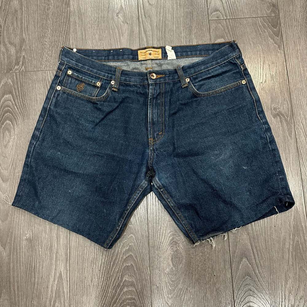 Rocawear Denim Company Classic Cut-Off Denim Shorts Size 36